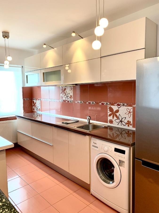 Sunny Central Apartments Suceava Eksteriør bilde